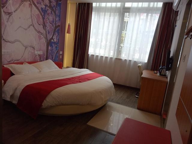 Thank Inn Chain Hotel Guizhou Zunyi Huichuan District Huichuan Avenue Bagian luar foto