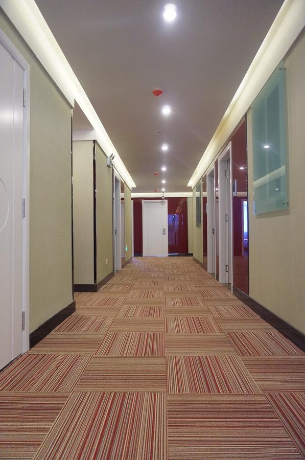 Thank Inn Chain Hotel Guizhou Zunyi Huichuan District Huichuan Avenue Bagian luar foto
