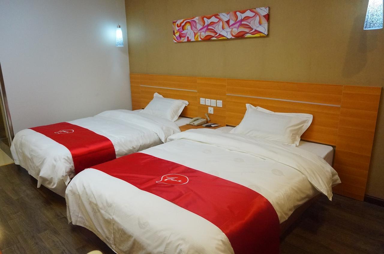 Thank Inn Chain Hotel Guizhou Zunyi Huichuan District Huichuan Avenue Bagian luar foto